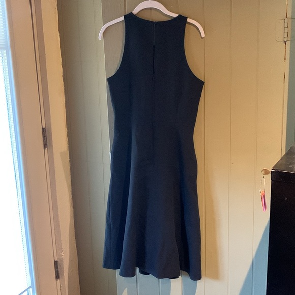 Banana Republic Black Racer Dress with Seam Details Sz 8 Tall - Picture 5 of 7